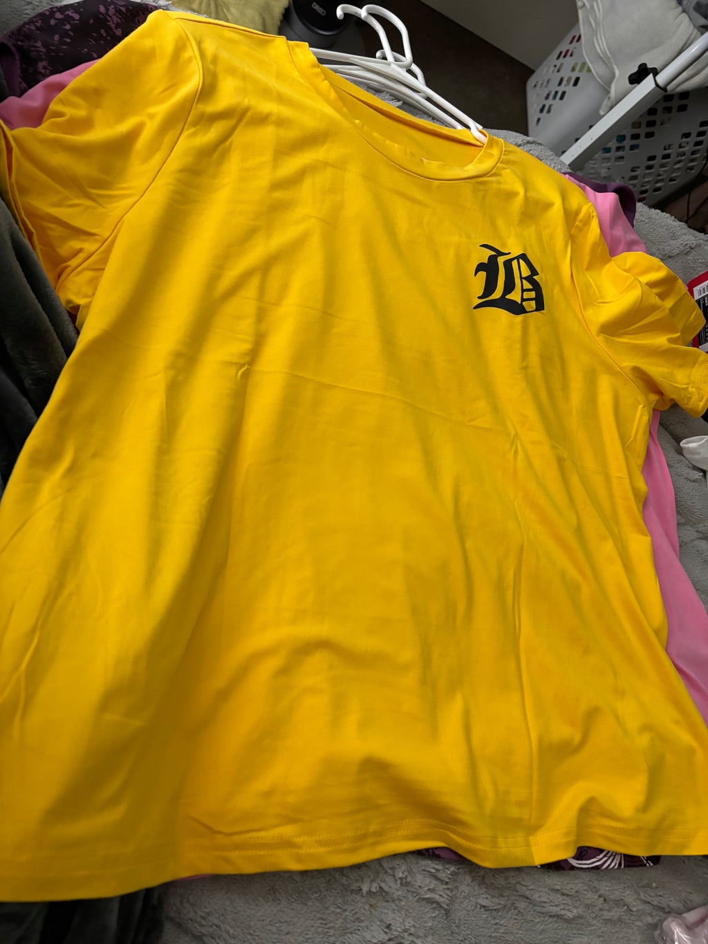 Short sleeve shirts