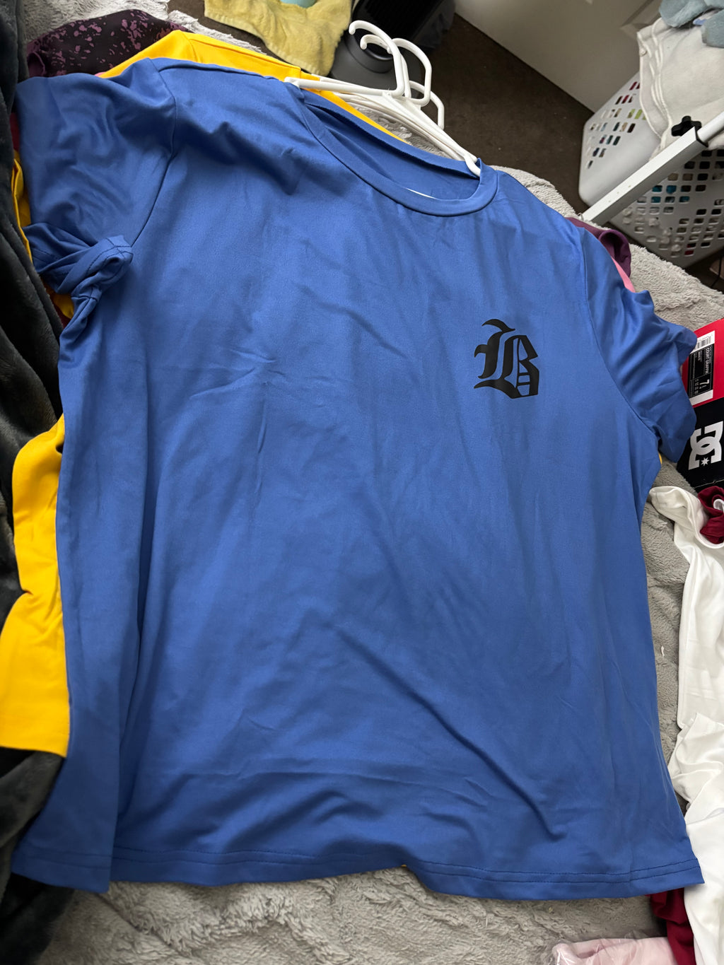 Short sleeve shirts
